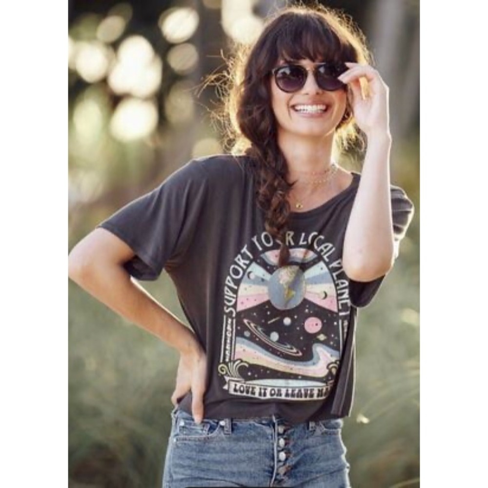 Altar'd State Support Your Local Planet Crop Graphic Tee Womens L Grey Excellent